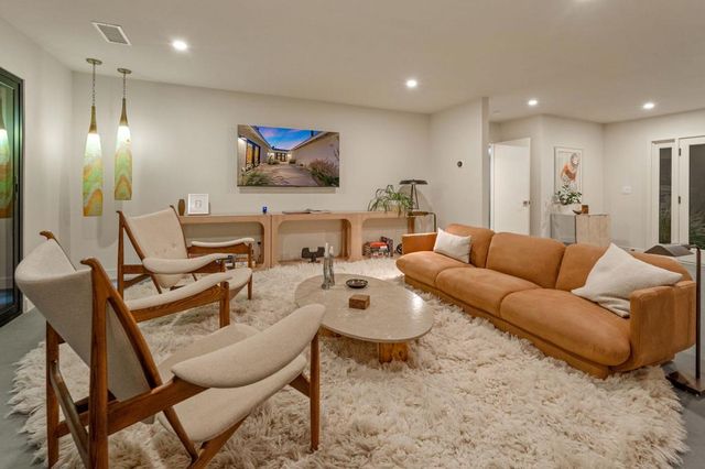 2063 S Broadmoor Drive, Palm Springs, CA 92264