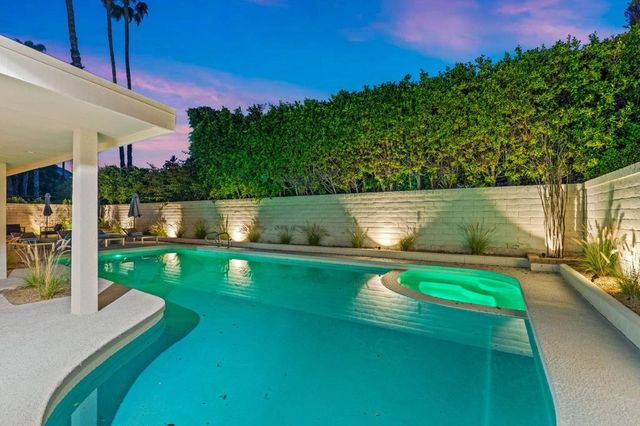 2063 S Broadmoor Drive, Palm Springs, CA 92264