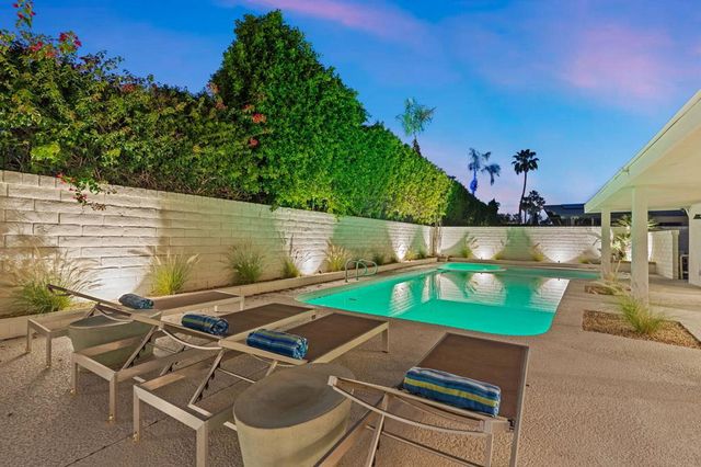 2063 S Broadmoor Drive, Palm Springs, CA 92264