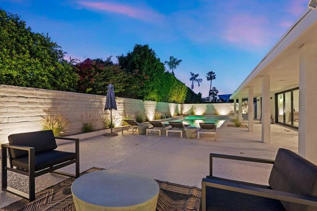 2063 S Broadmoor Drive, Palm Springs, CA 92264