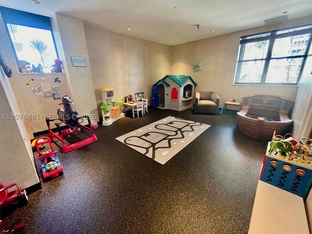 5757 Collins Ave 602, Miami Beach, FL 33140