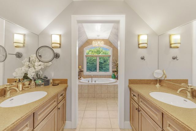 17533 N Fruitport Road 6, Spring Lake Twp, MI 49456