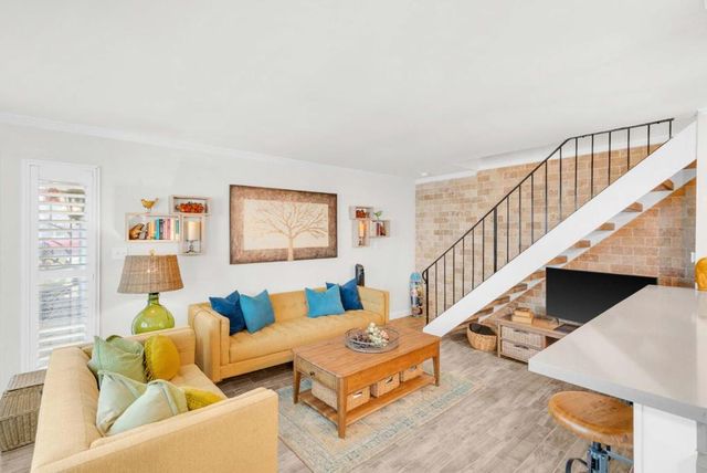 323 Blossom Hill Road 3, San Jose, CA 95123