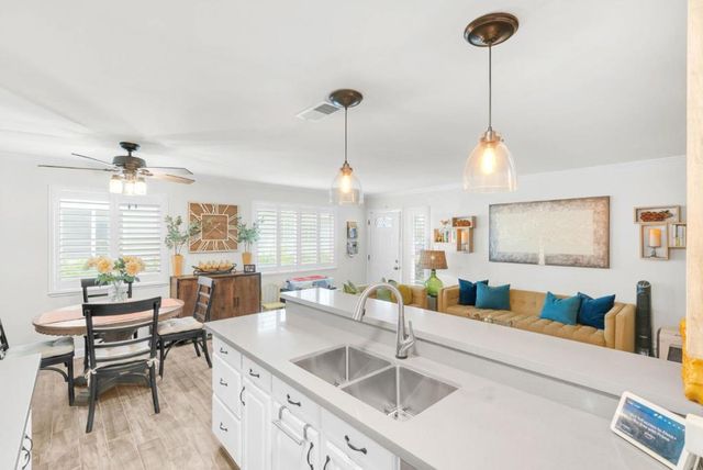 323 Blossom Hill Road 3, San Jose, CA 95123