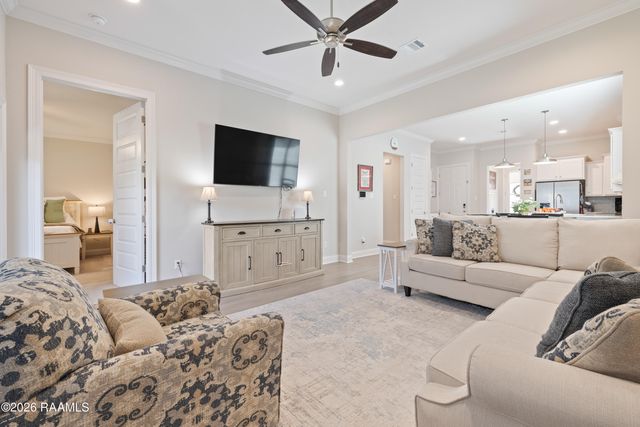 321 Adry Lane, Youngsville, LA 70592