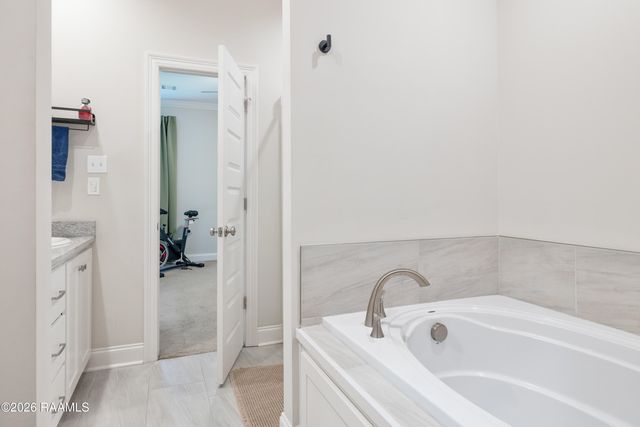 321 Adry Lane, Youngsville, LA 70592