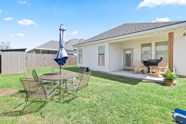 321 Adry Lane, Youngsville, LA 70592