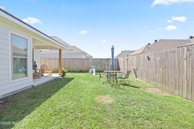 321 Adry Lane, Youngsville, LA 70592