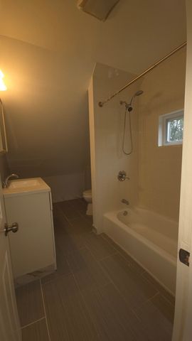 29 Winthrop St 3, Brockton, MA 02301