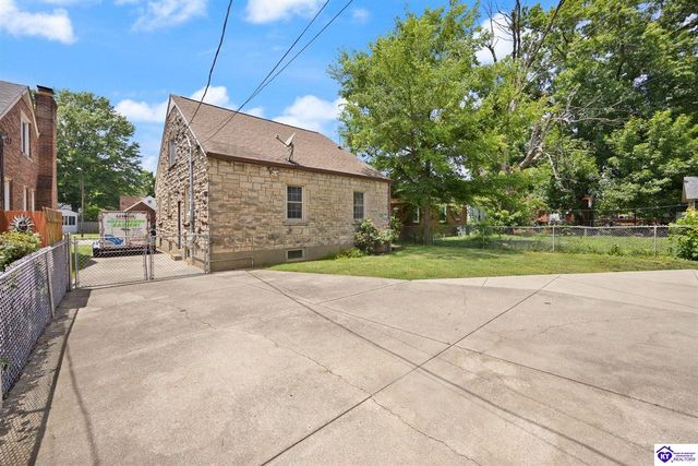 4529 Meridale Avenue, Louisville, KY 40214