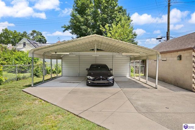 4529 Meridale Avenue, Louisville, KY 40214