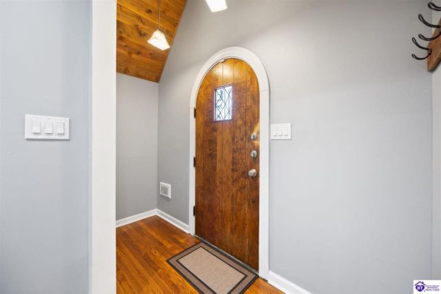4529 Meridale Avenue, Louisville, KY 40214