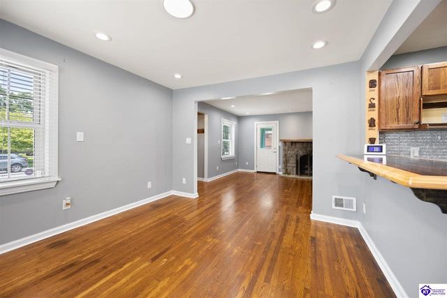 4529 Meridale Avenue, Louisville, KY 40214