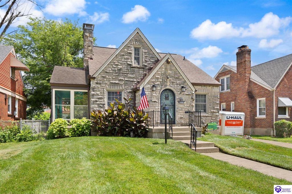 4529 Meridale Avenue, Louisville, KY 40214