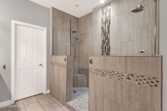 4560 S SPRINGS Drive, Chandler, AZ 85249