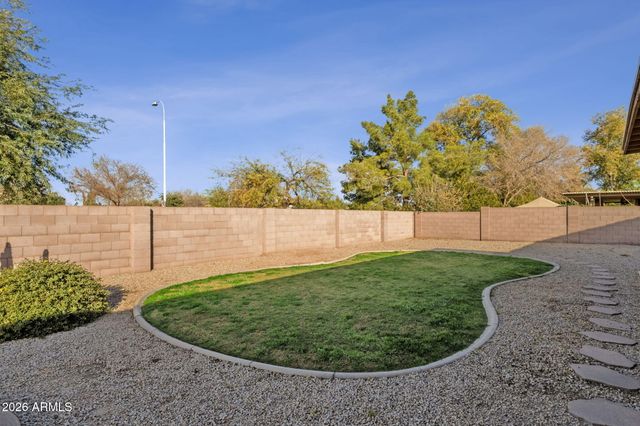 4560 S SPRINGS Drive, Chandler, AZ 85249