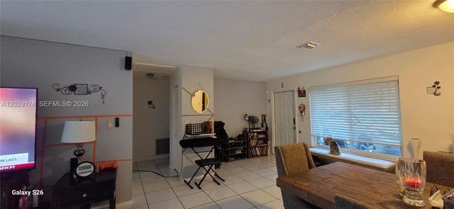 7715 SW 9th St, North Lauderdale, FL 33068
