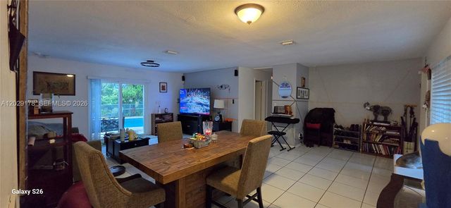 7715 SW 9th St, North Lauderdale, FL 33068