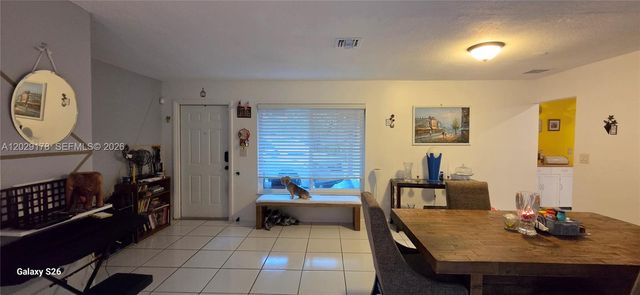 7715 SW 9th St, North Lauderdale, FL 33068