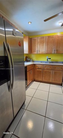 7715 SW 9th St, North Lauderdale, FL 33068
