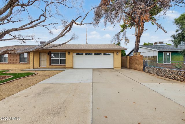 1636 W VILLA THERESA Drive, Phoenix, AZ 85023