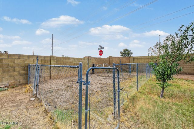 1636 W VILLA THERESA Drive, Phoenix, AZ 85023