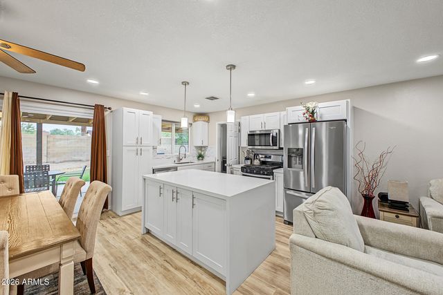 1636 W VILLA THERESA Drive, Phoenix, AZ 85023