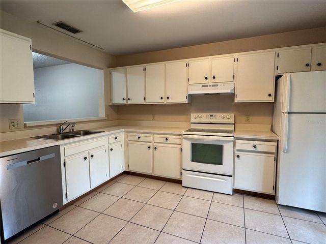 5100 BURCHETTE ROAD 1201, Tampa, FL 33647