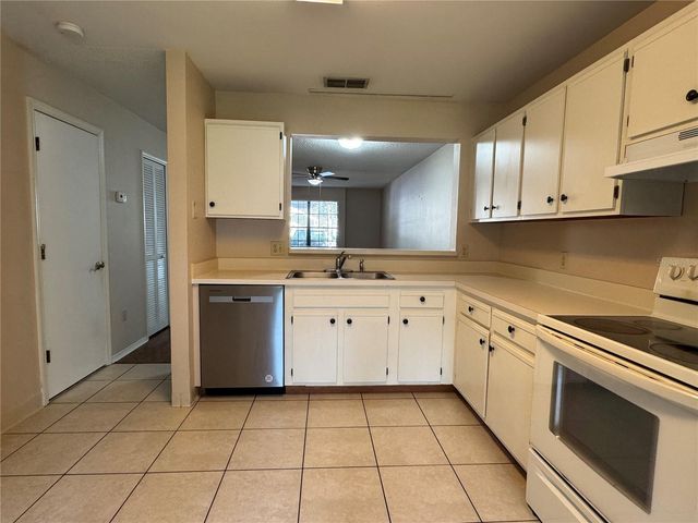 5100 BURCHETTE ROAD 1201, Tampa, FL 33647
