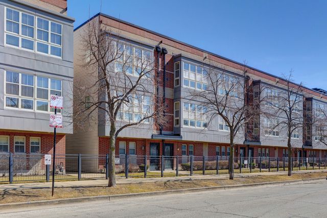 2305 S Wabash Avenue, Chicago, IL 60616