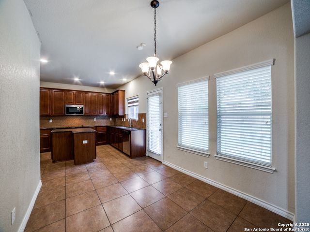 7618 Mission Point, Boerne, TX 78015