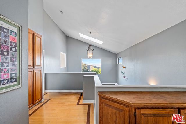 23620 Clover Trail, Calabasas, CA 91302