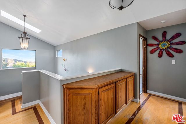 23620 Clover Trail, Calabasas, CA 91302