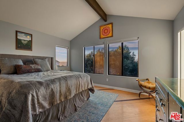 23620 Clover Trail, Calabasas, CA 91302