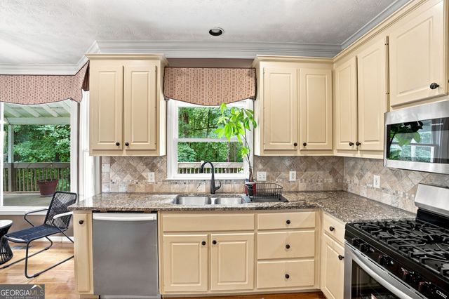 605 Trophy Lane, Conyers, GA 30094