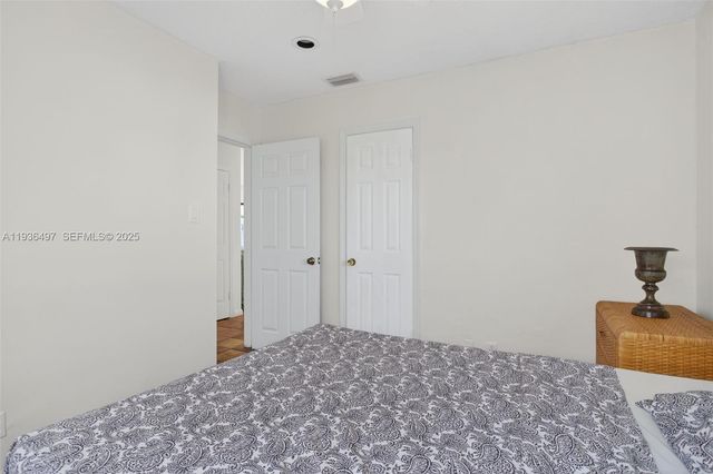 6711 NW 72nd St, Tamarac, FL 33321