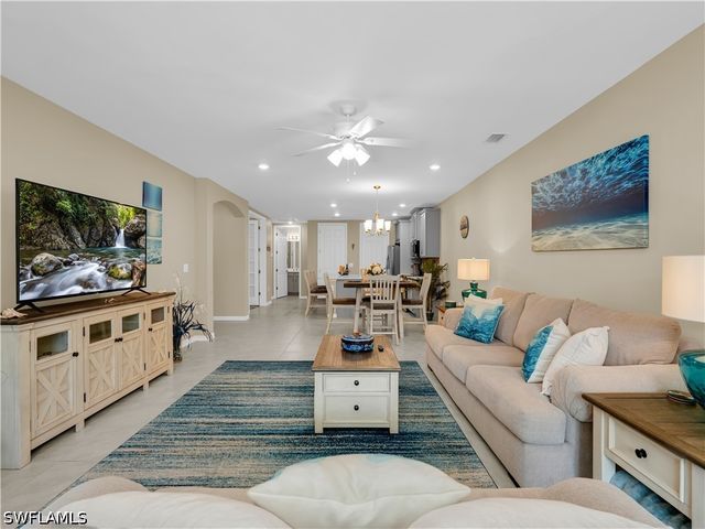 14695 Edgewater CIR, Naples, FL 34114