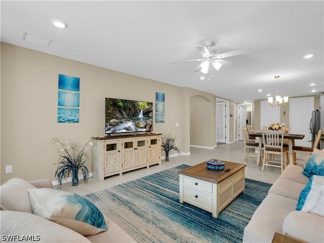 14695 Edgewater CIR, Naples, FL 34114