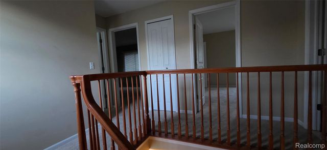 380 Huntington Court, Rochester Hills, MI 48307