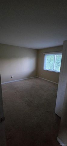 380 Huntington Court, Rochester Hills, MI 48307
