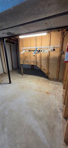380 Huntington Court, Rochester Hills, MI 48307
