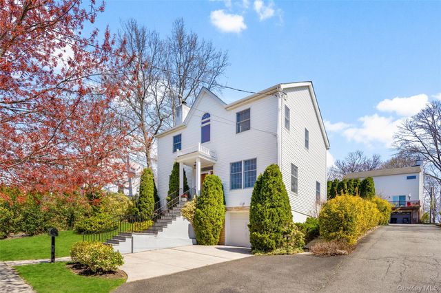 218 Seventh Avenue, Pelham, NY 10803