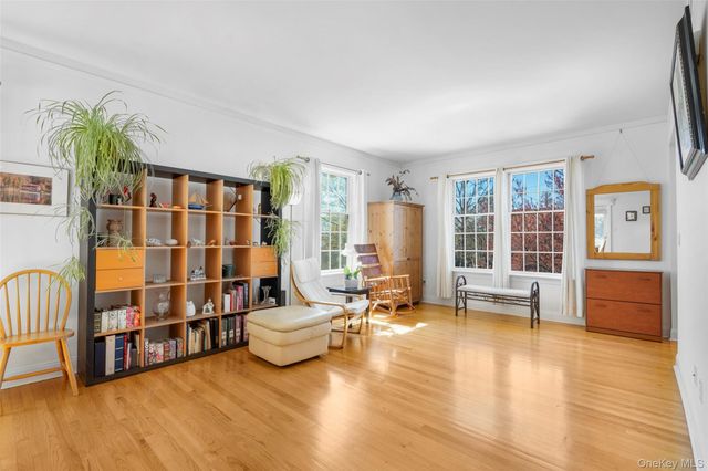 218 Seventh Avenue, Pelham, NY 10803