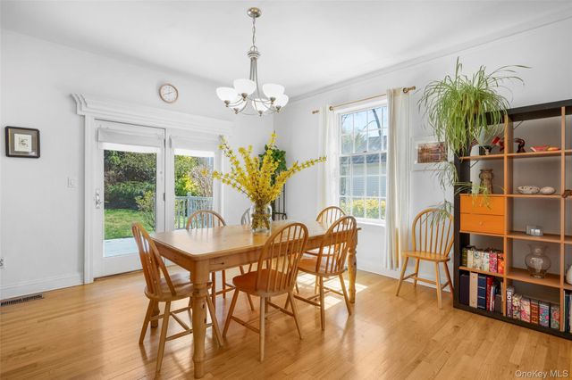 218 Seventh Avenue, Pelham, NY 10803