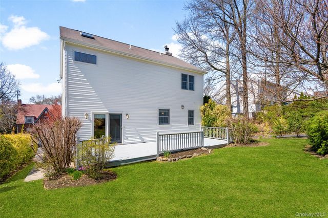 218 Seventh Avenue, Pelham, NY 10803
