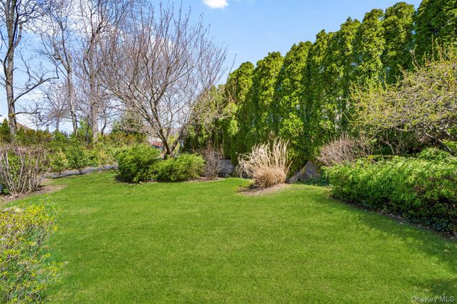218 Seventh Avenue, Pelham, NY 10803
