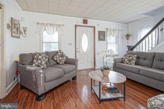 218 W PARK AVE, Vineland, NJ 08360