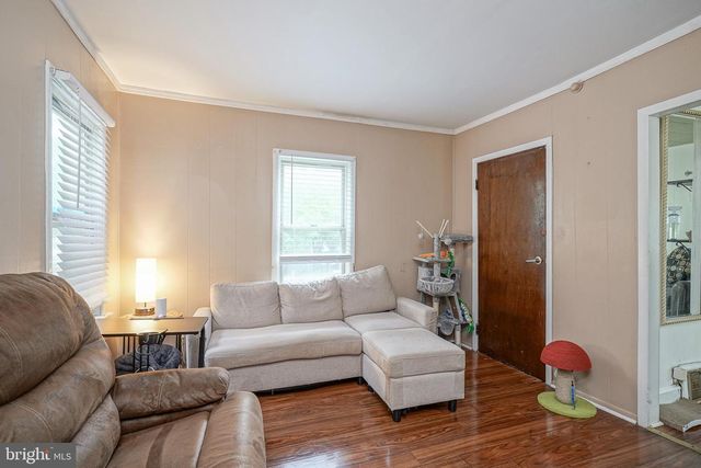 218 W PARK AVE, Vineland, NJ 08360