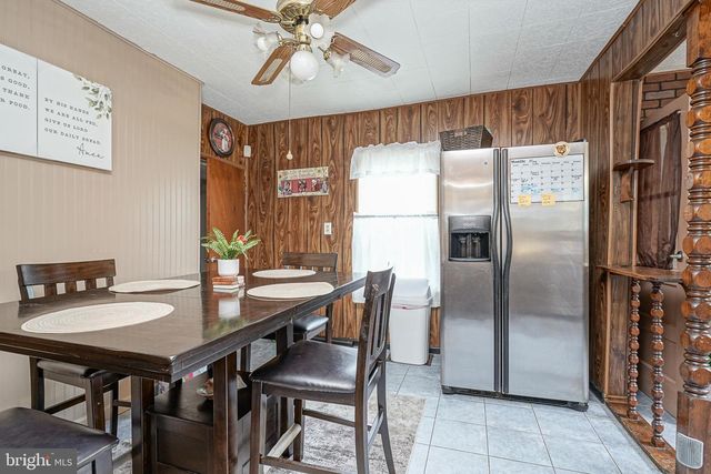 218 W PARK AVE, Vineland, NJ 08360