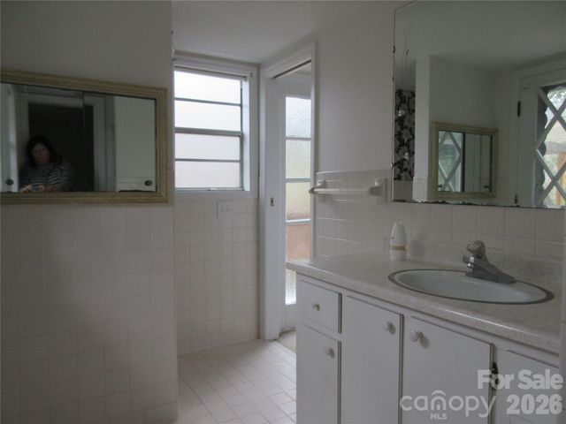 31 Ford Ridge Lane, Columbus, NC 28722